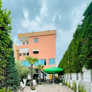 Bajovah & Restaurant Apartamento
